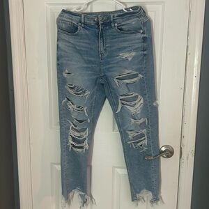 American Eagle Mom Jeans (stretch, size 4 petite)